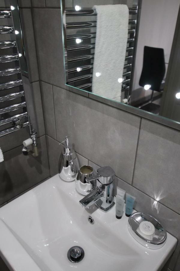 Halifax House, One Bedroom Apartment 216 Екстериор снимка